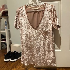 Pink velvet deep v short sleeve shirt